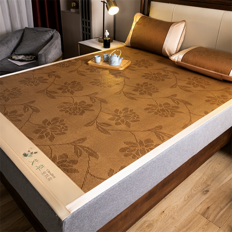 Bamboo Cooling Mat and Pillowc - Silk Sheet Set 评论和价格