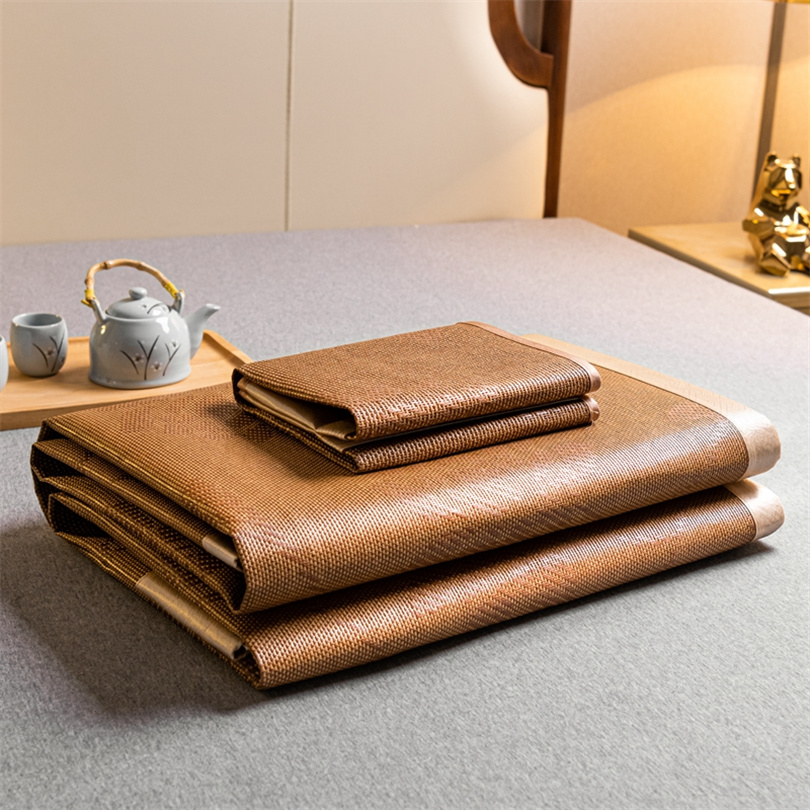 Bamboo Cooling Mat and Pillowc - Silk Sheet Set 评论和价格