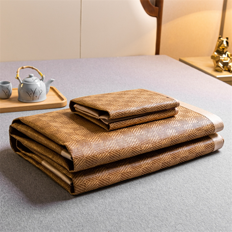 Cooling Mat Bamboo Summer Mat  - Silk Sheet Set 评论和价格
